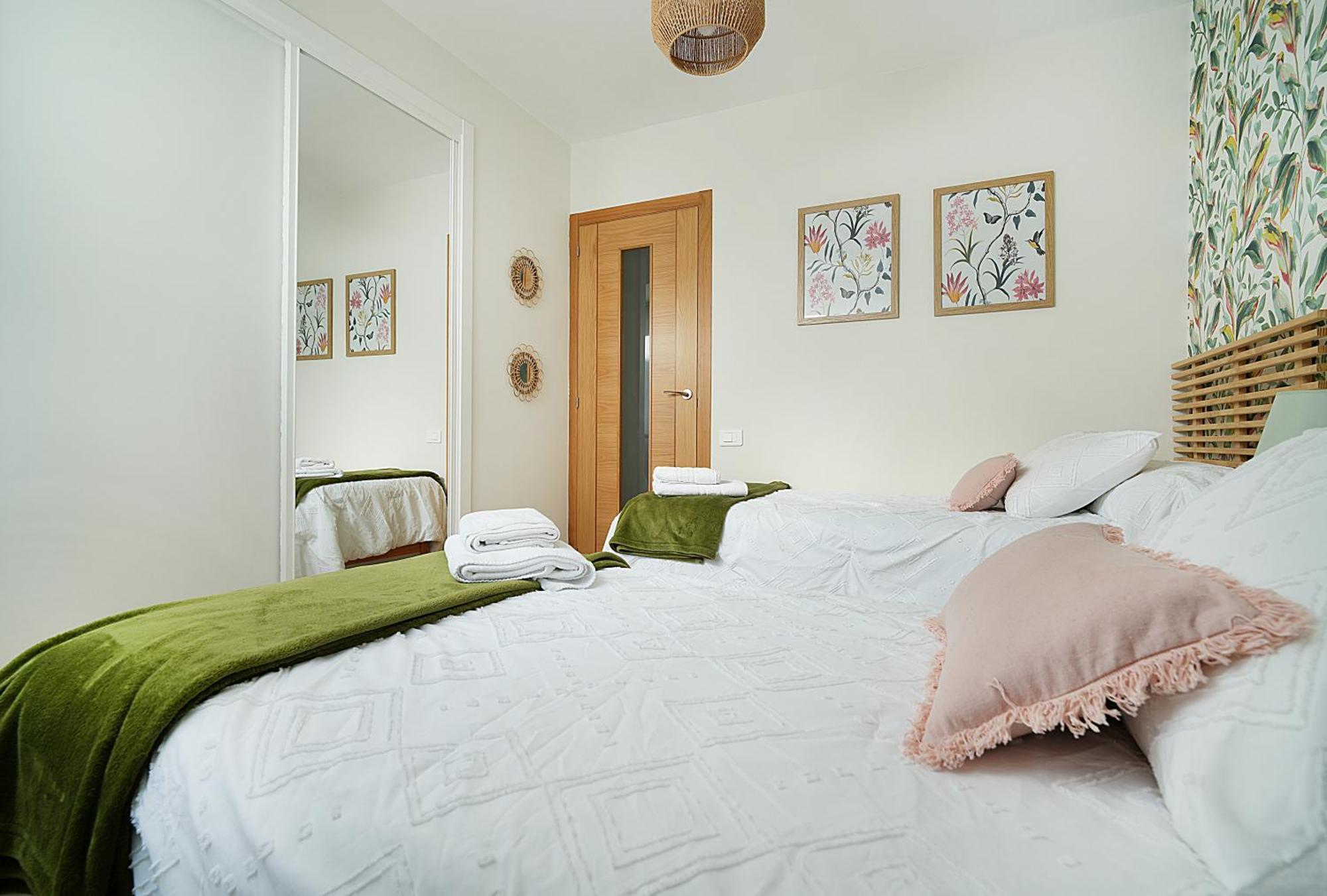Precioso Apartamento En El Centro De Санксенсо Екстериор снимка